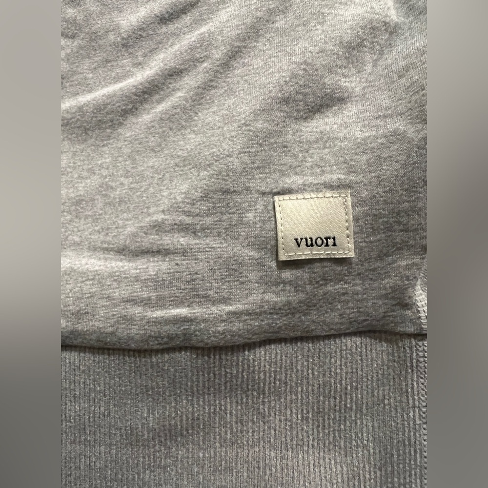 Vuori Gray Long Sleeve Tee - Picture 8 of 9